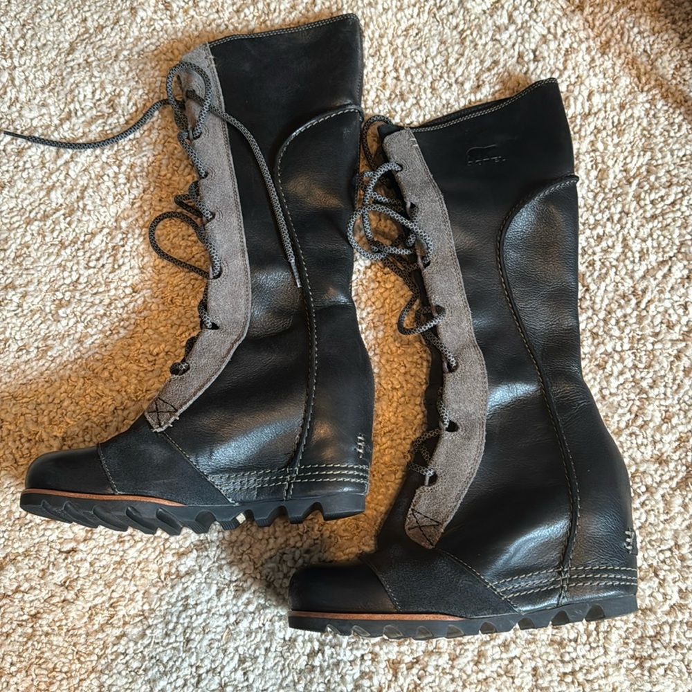 Joan of ark Sorel boots